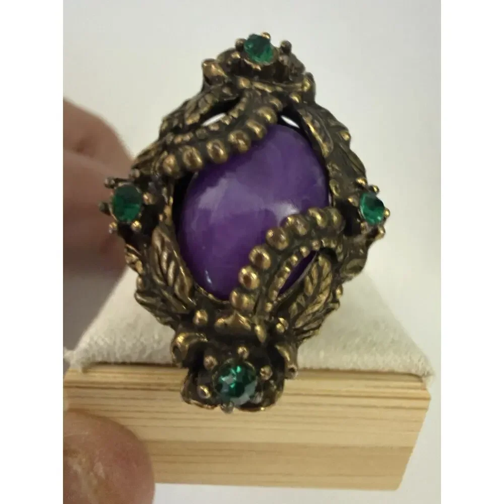 Vintage Gold Tone Purple Cabochon Green Rhinestone Ornate Statement Ring Size 6